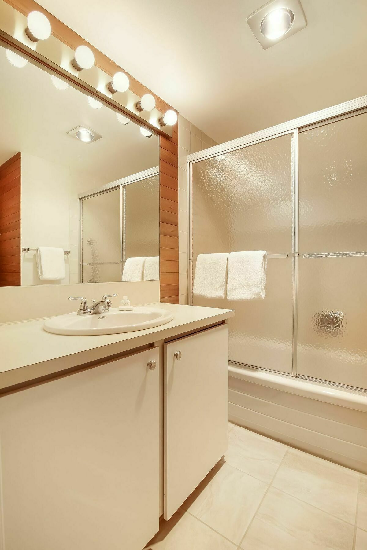 Whiski Jack Creekside Whistler Esterno foto