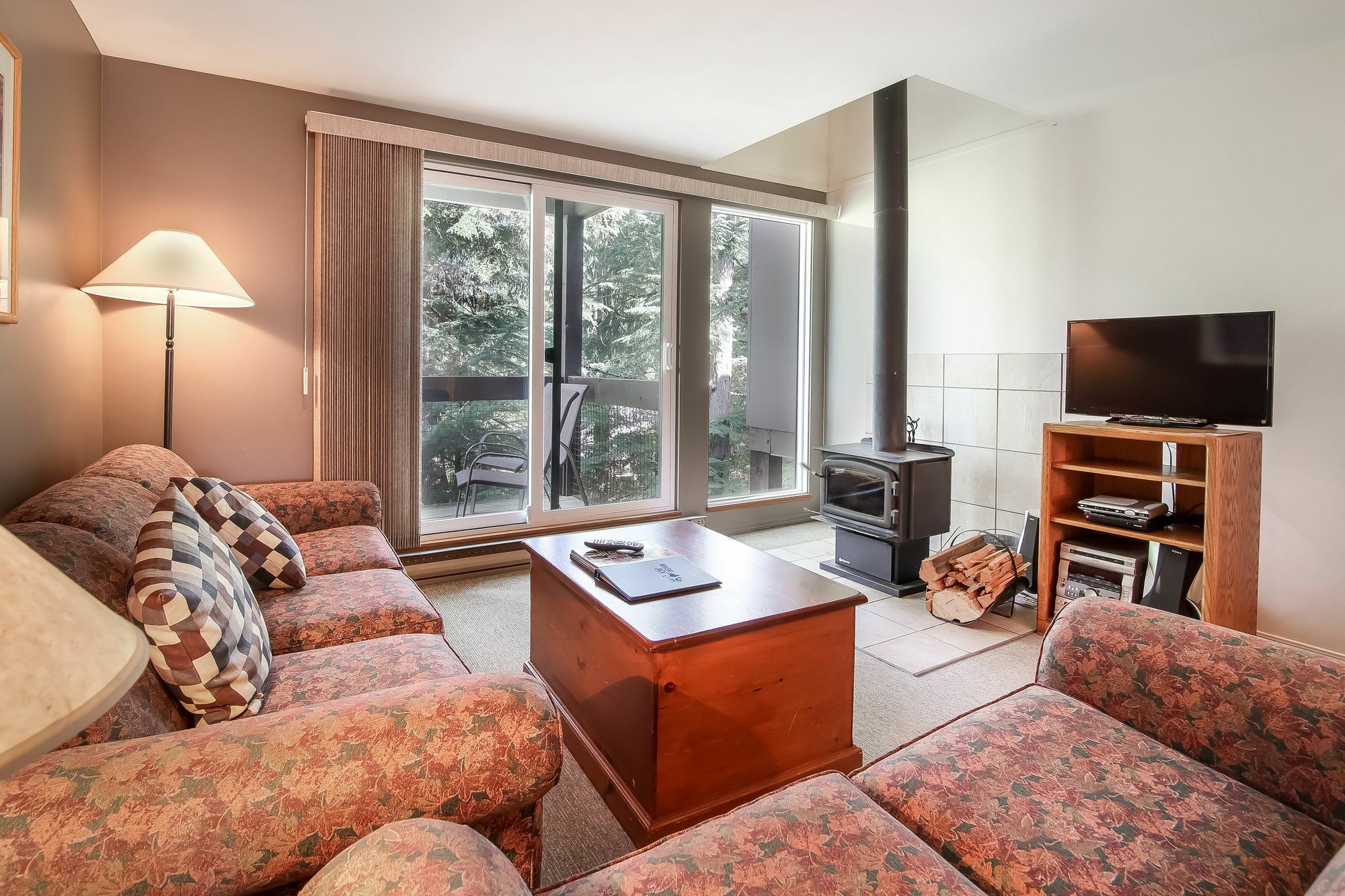 Whiski Jack Creekside Whistler Esterno foto