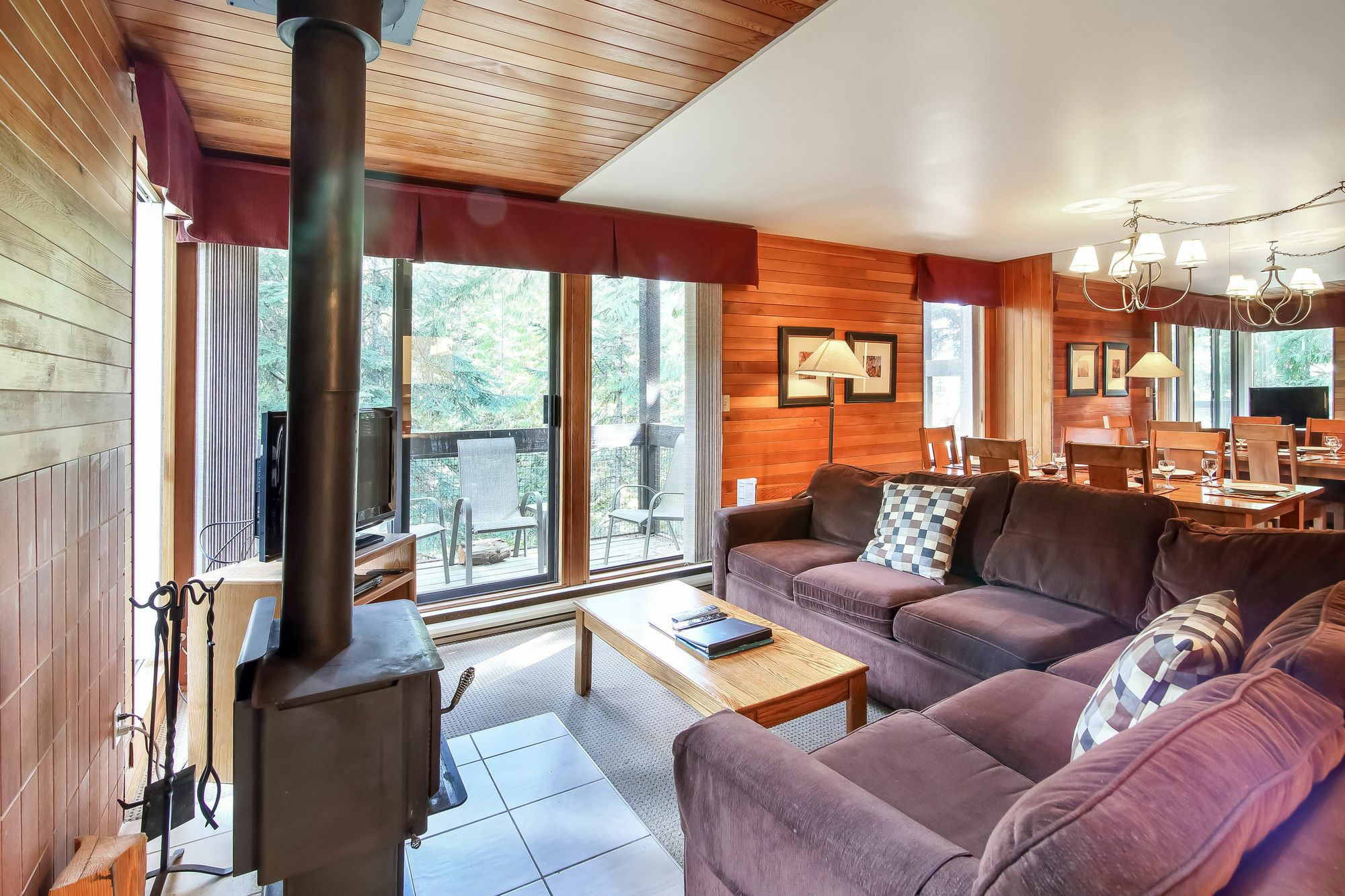 Whiski Jack Creekside Whistler Esterno foto